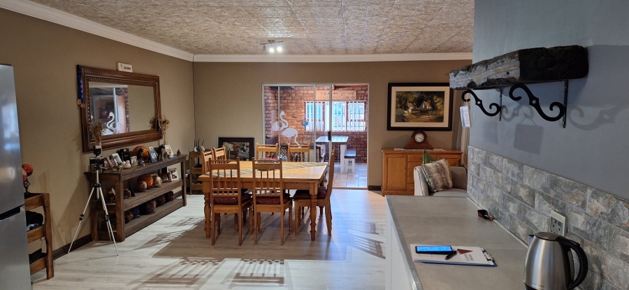 4 Bedroom Property for Sale in Riversdale Western Cape